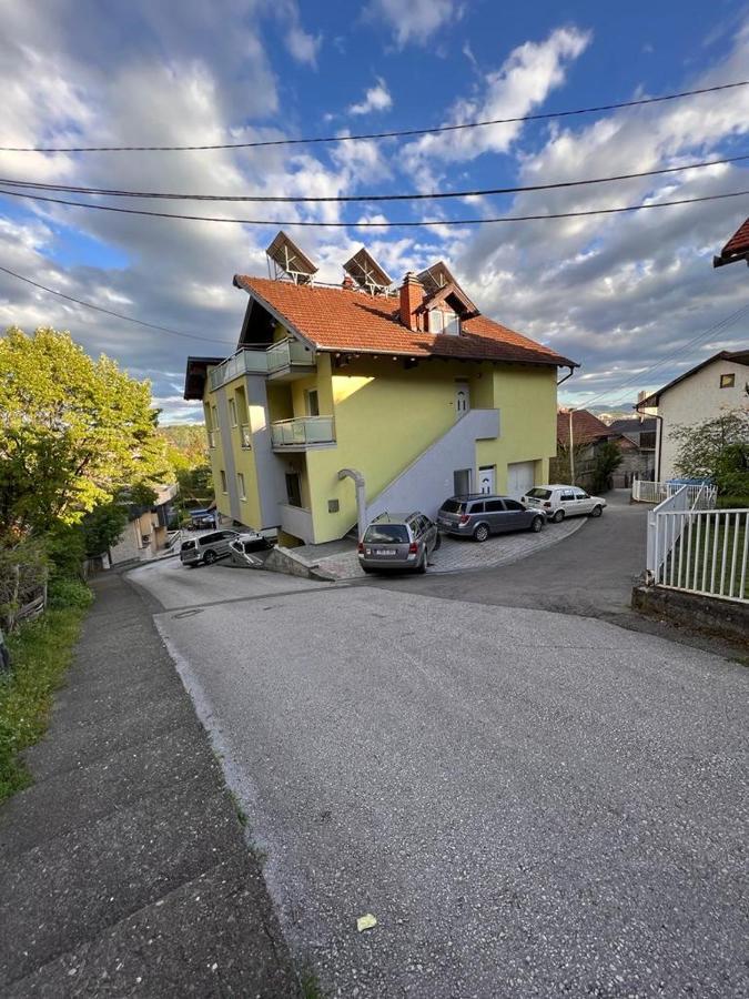 Apartmani Kuzmanovic Stan Na Dan Doboj Buitenkant foto