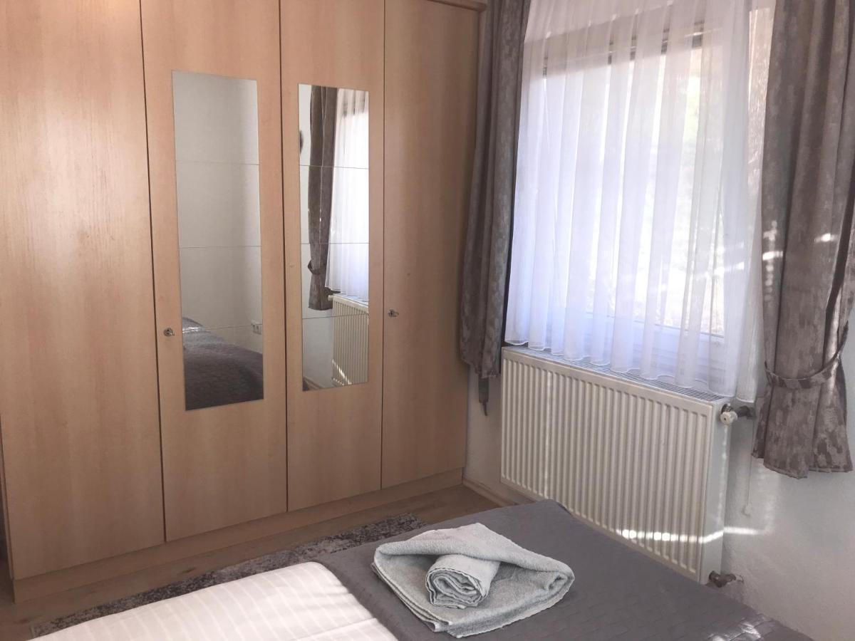 Apartmani Kuzmanovic Stan Na Dan Doboj Buitenkant foto